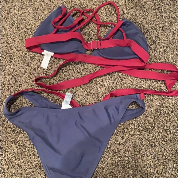 Zumiez bikini - Picture 2 of 2